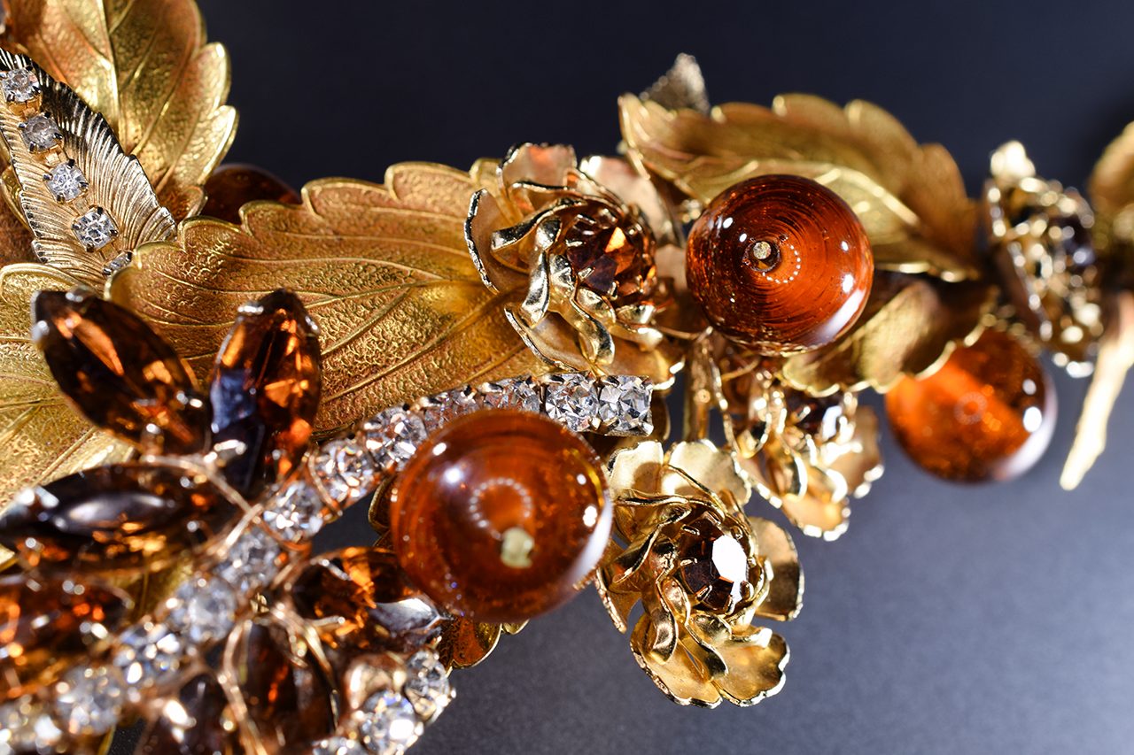 gold leaf and amber vintage collar necklace