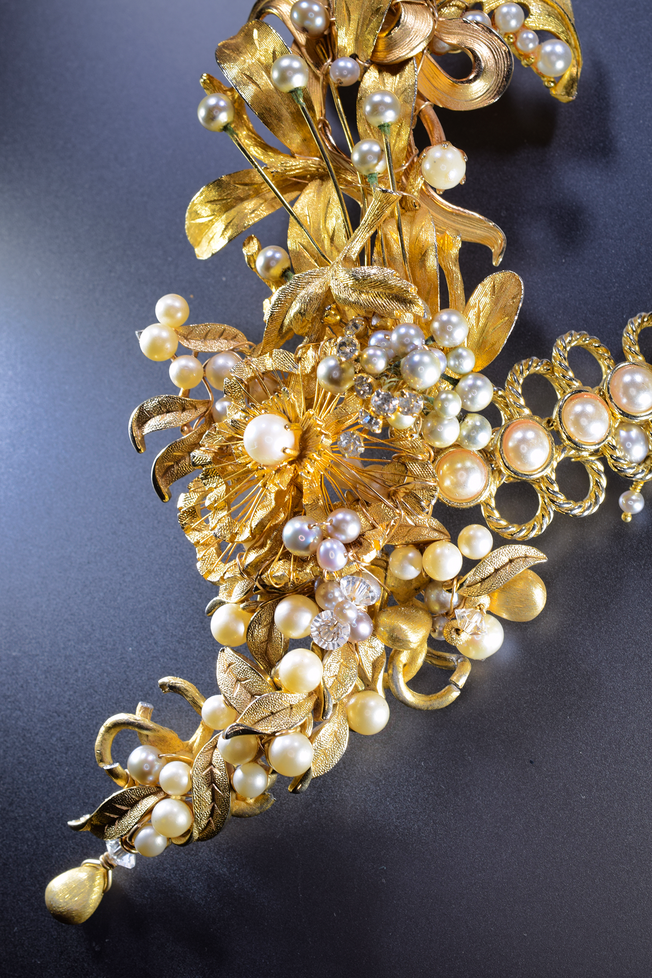 gold and pearl vintage statement necklace