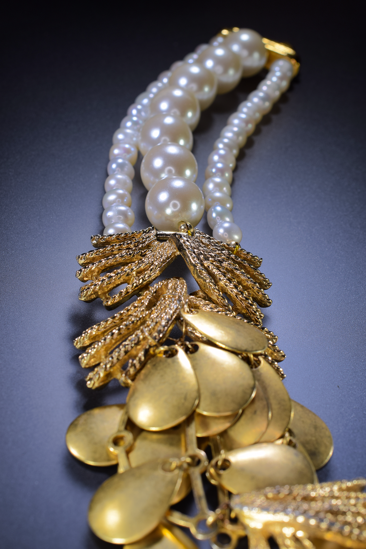 triple strand pearl twist gold and vintage classic necklace