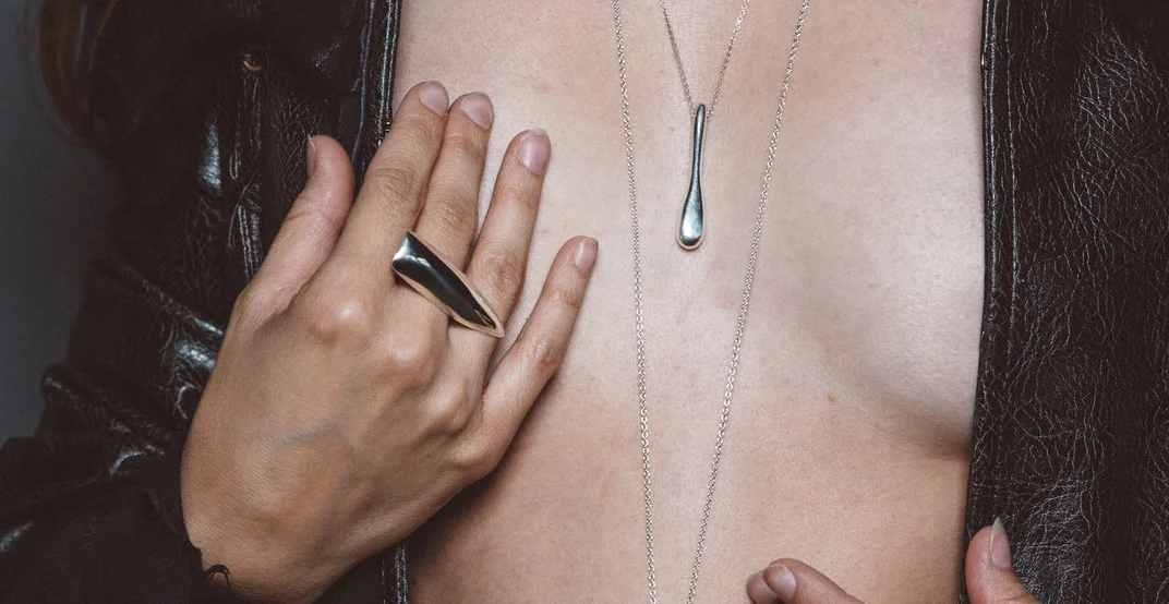 model wearing casted sterling silver talon ring