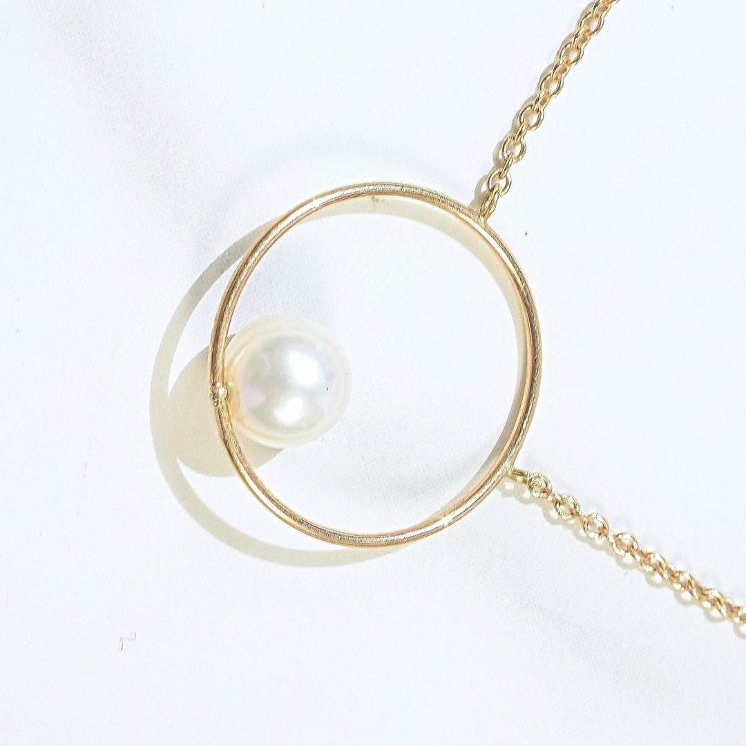 14K Single Pearl Circle Pendant Necklace (2).jpg