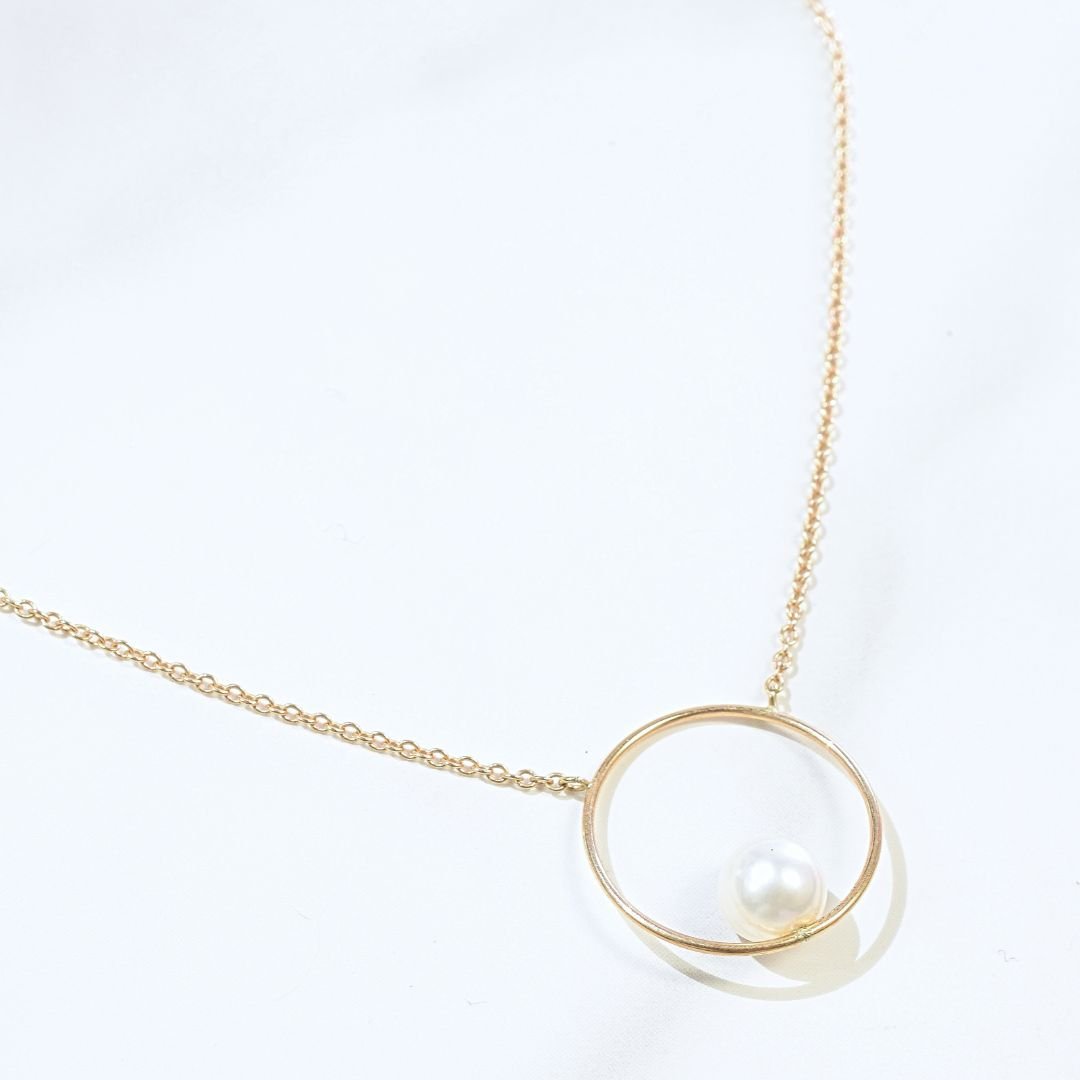 14K Single Pearl Circle Pendant Necklace (3).jpg
