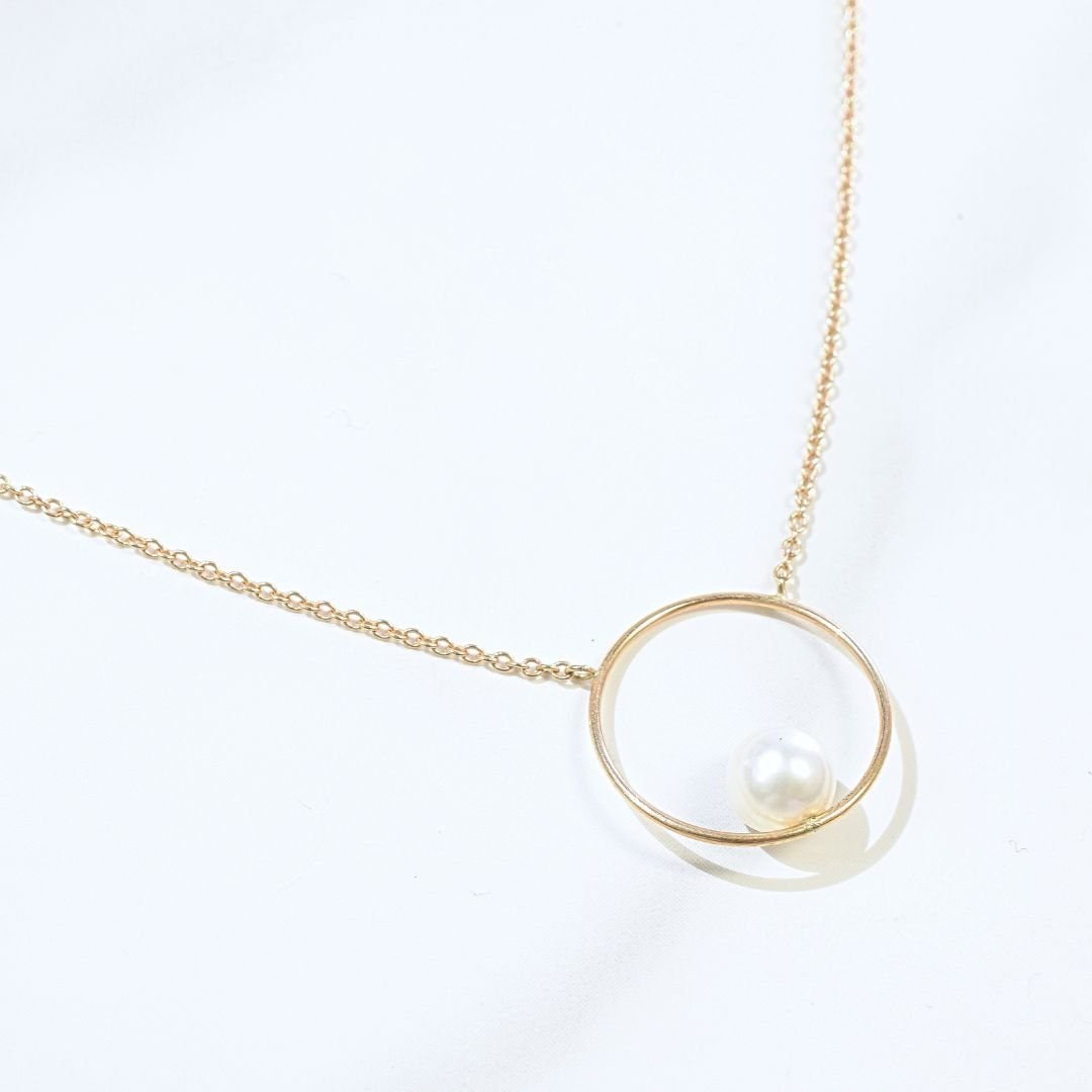 14K Single Pearl Circle Pendant Necklace.jpg