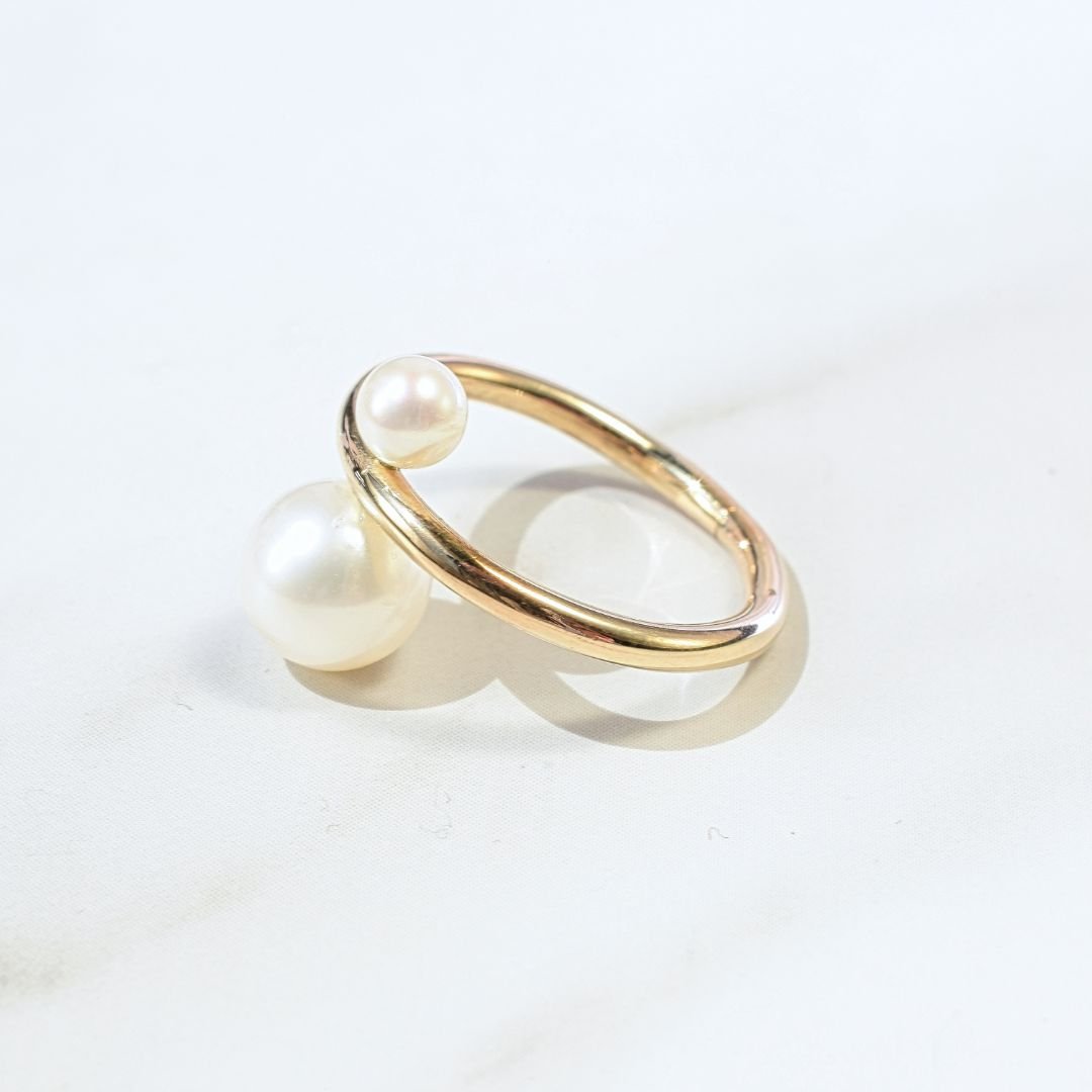 14k Gold-Filled Graduated Pearl Ring.jpg