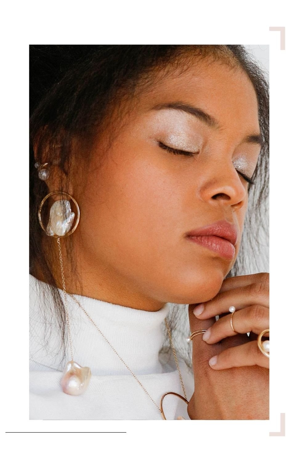 Baroque pearl statement earrings (3).jpg