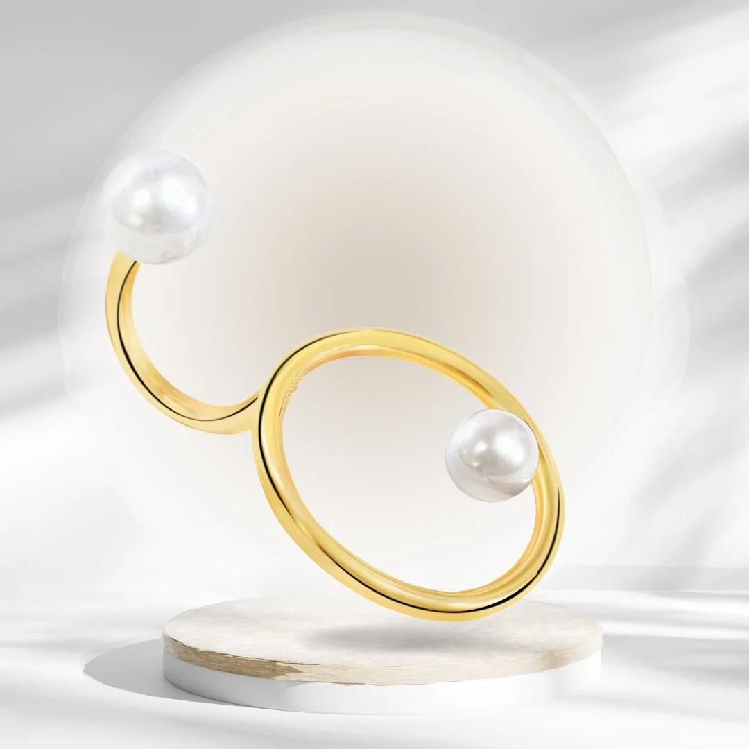 Unique Two Finger Gold Ring with Pearls - Elevate Your Style 