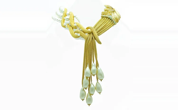 Gold tassel necklace with pearl drops