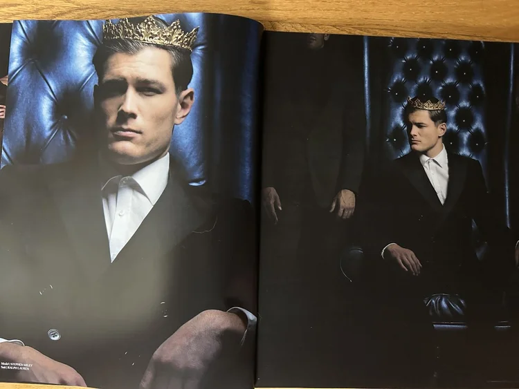 DGARAY spread, The Royals: a crowned man on a throne