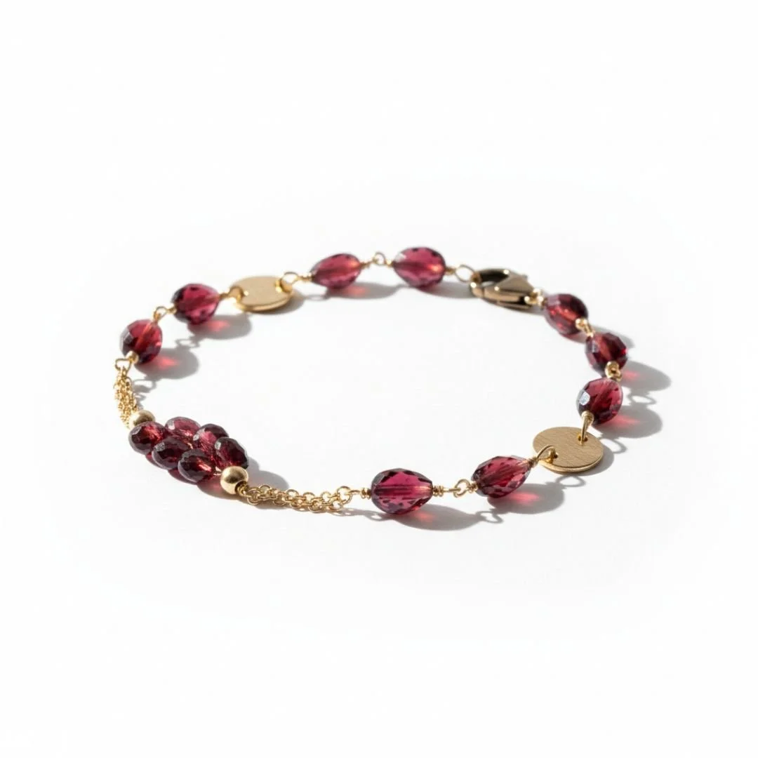 Minimalist garnet bracelet