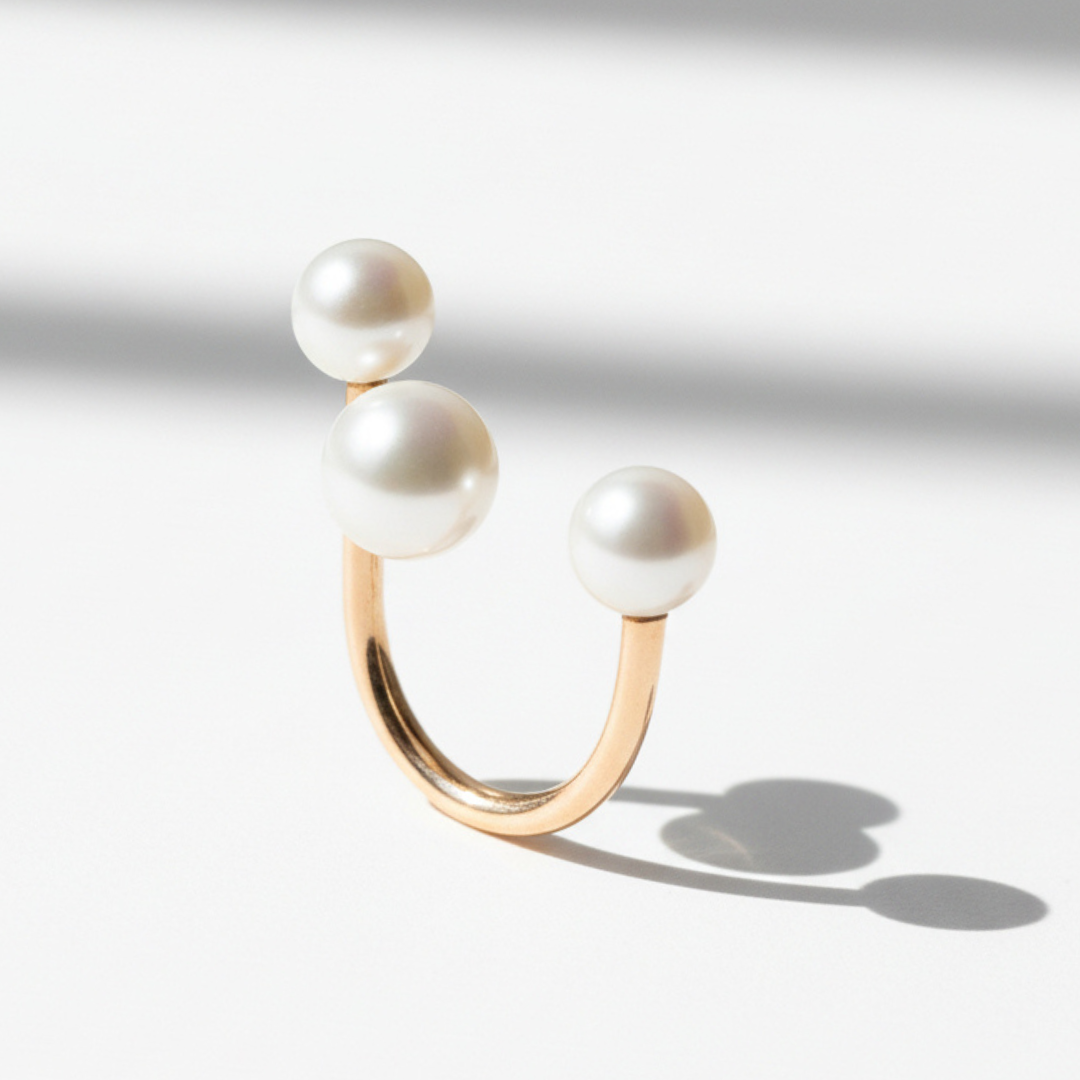 Statement Gold Three Pearl Floating Illusion Ring