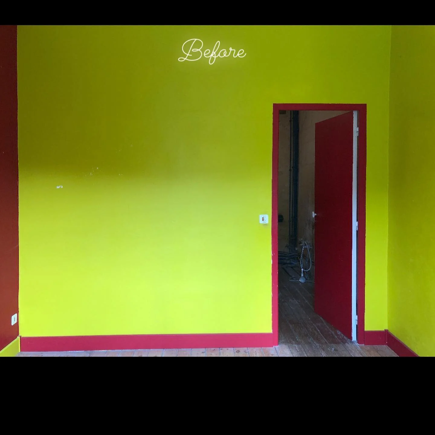 I wasn&rsquo;t a big fan of the green 😅 

#bathroom #interiordesign #interiordesigner #architectedinterieur #interiors #luxuryhomes #details #switzerland #lausanne #geneva #paris