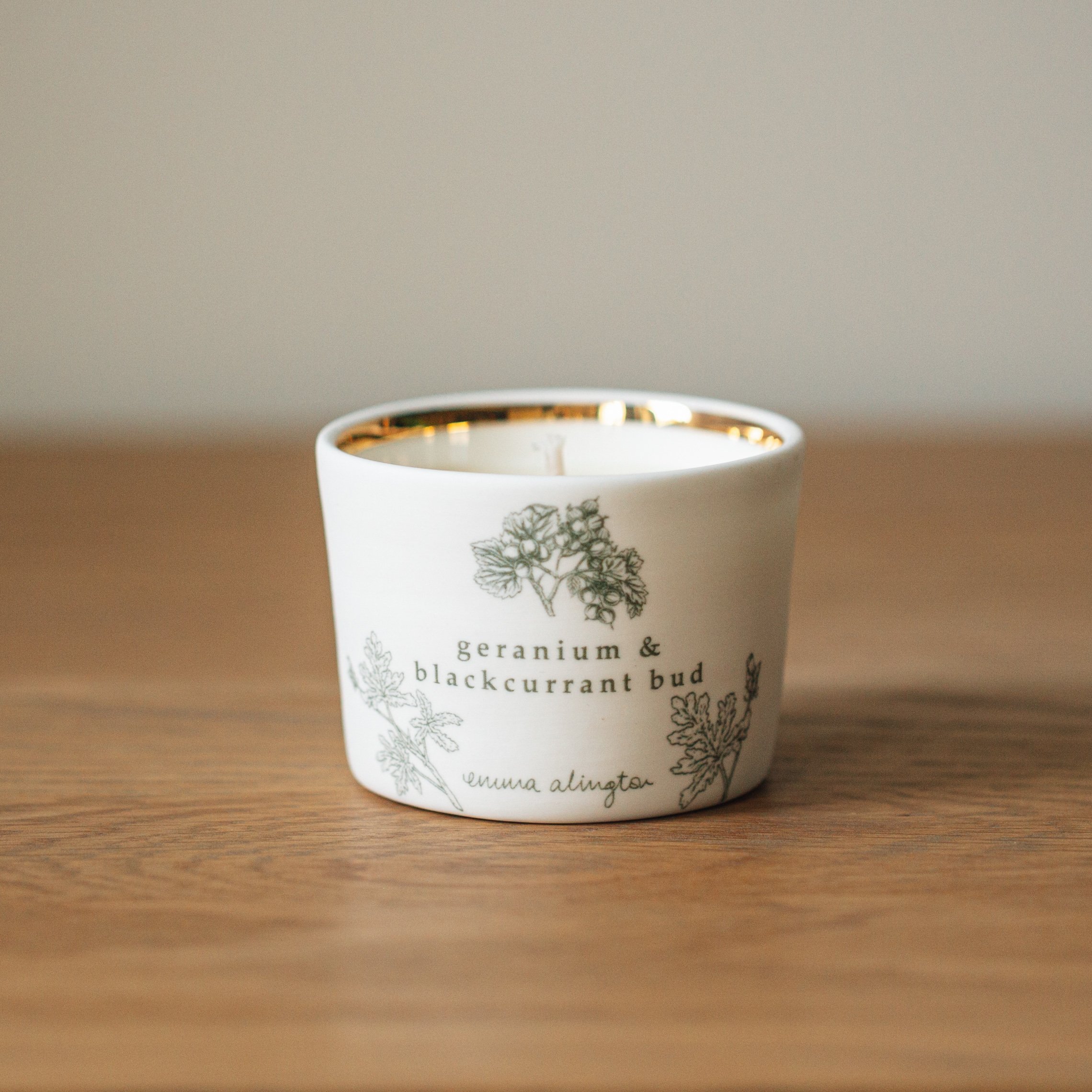 NEW Mini Geranium & Blackcurrant Bud Scented Candle