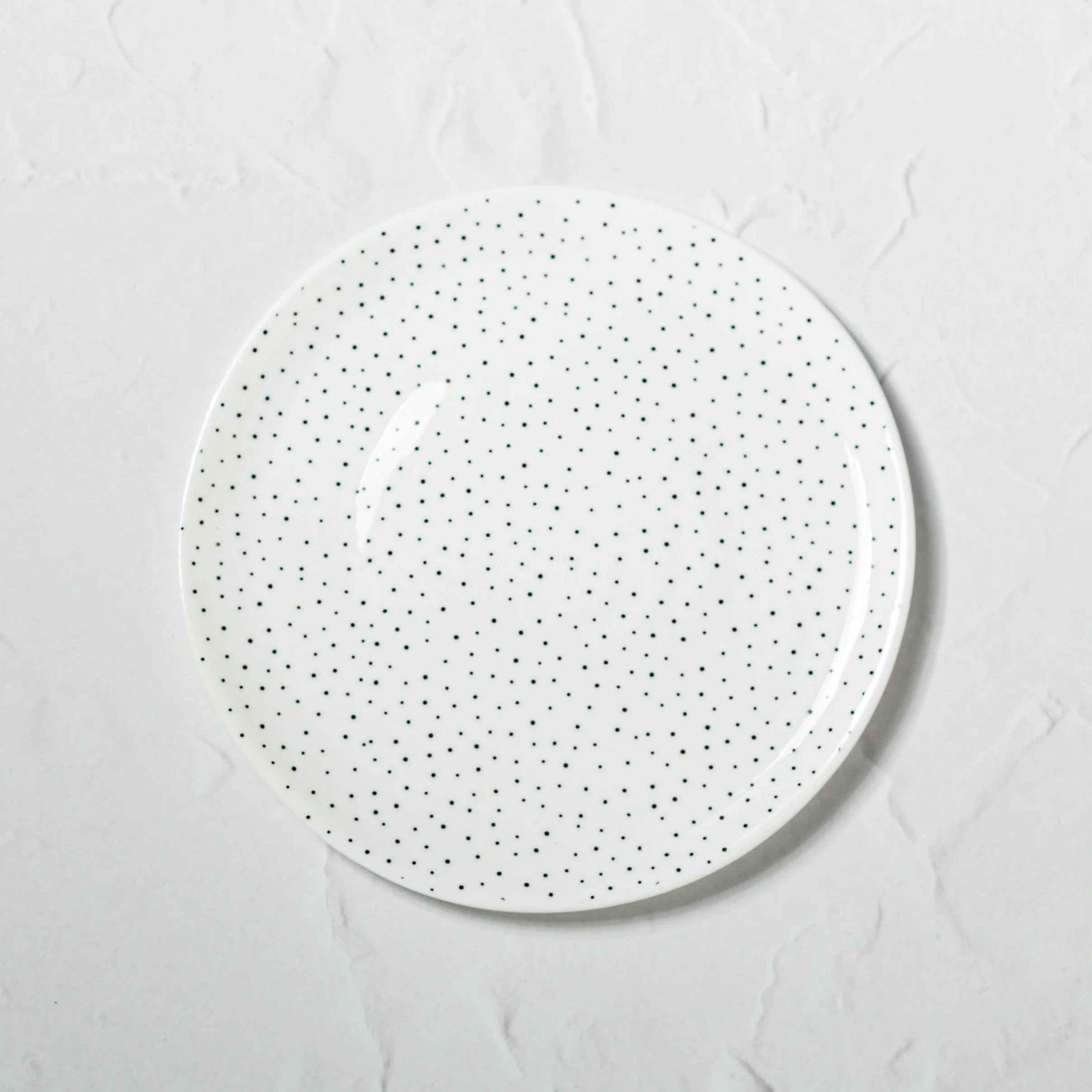 Small Plate, Dots
