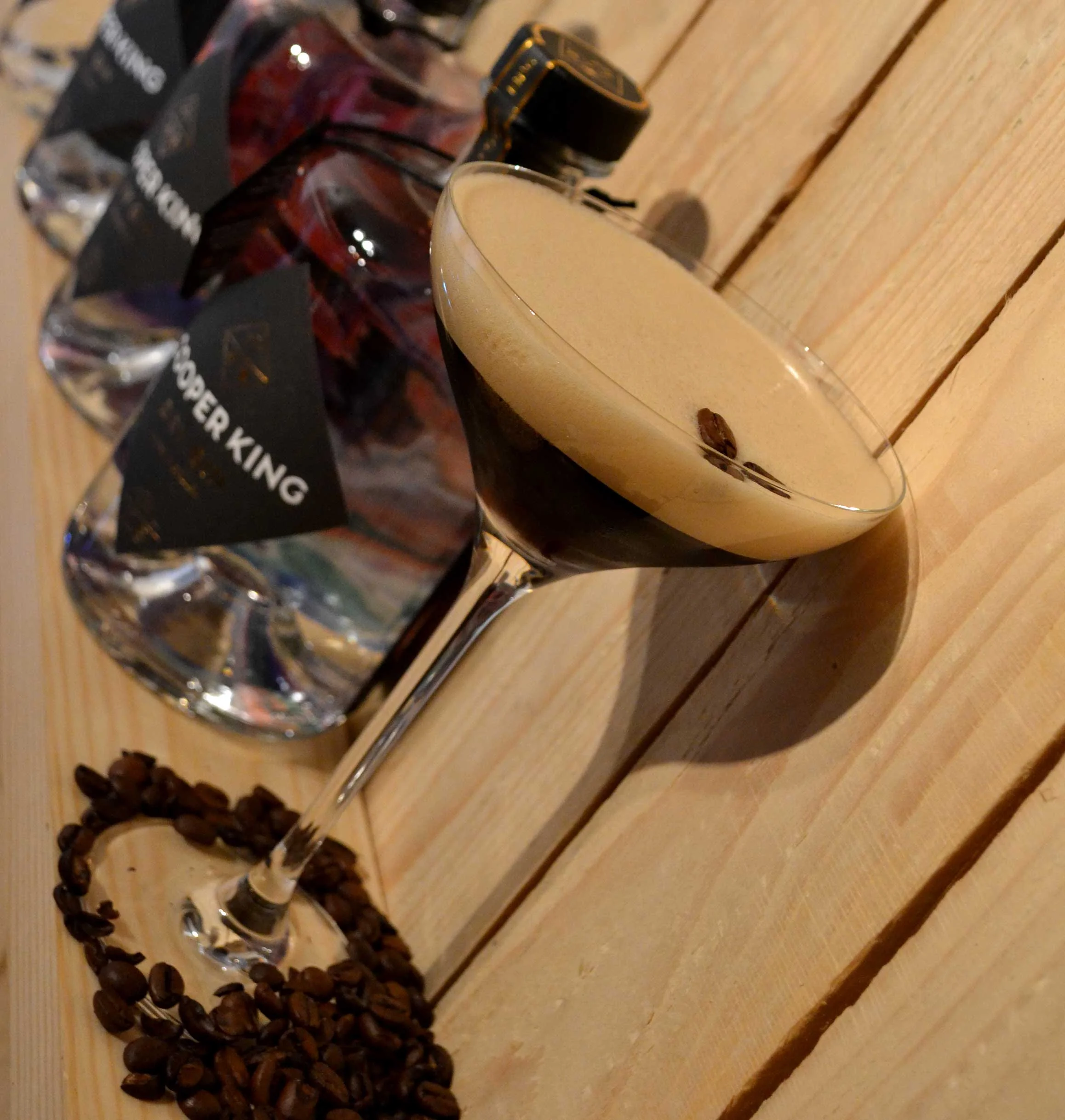 simple-espresso-martini-gin-cocktail.jpg