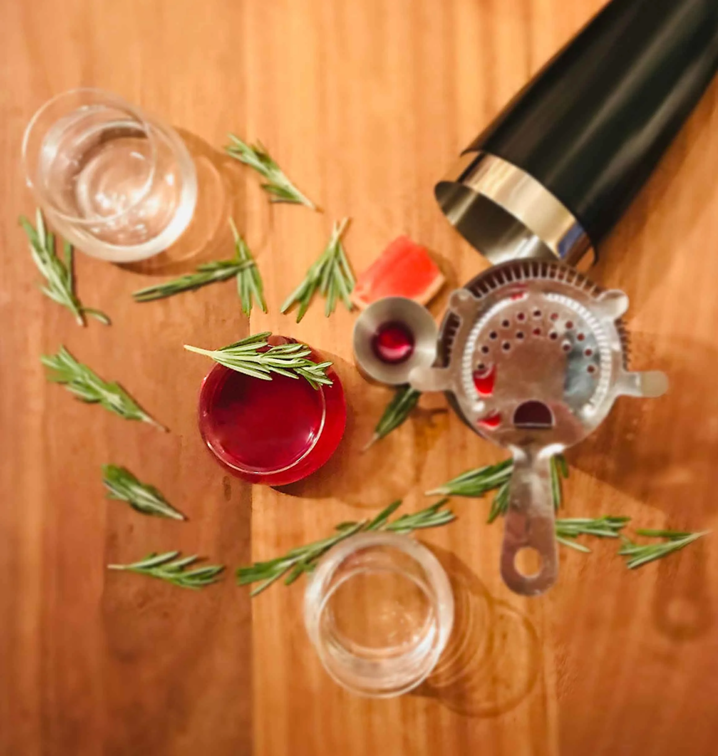 red-root-fizz-yorkshire-gin-cocktail.jpg