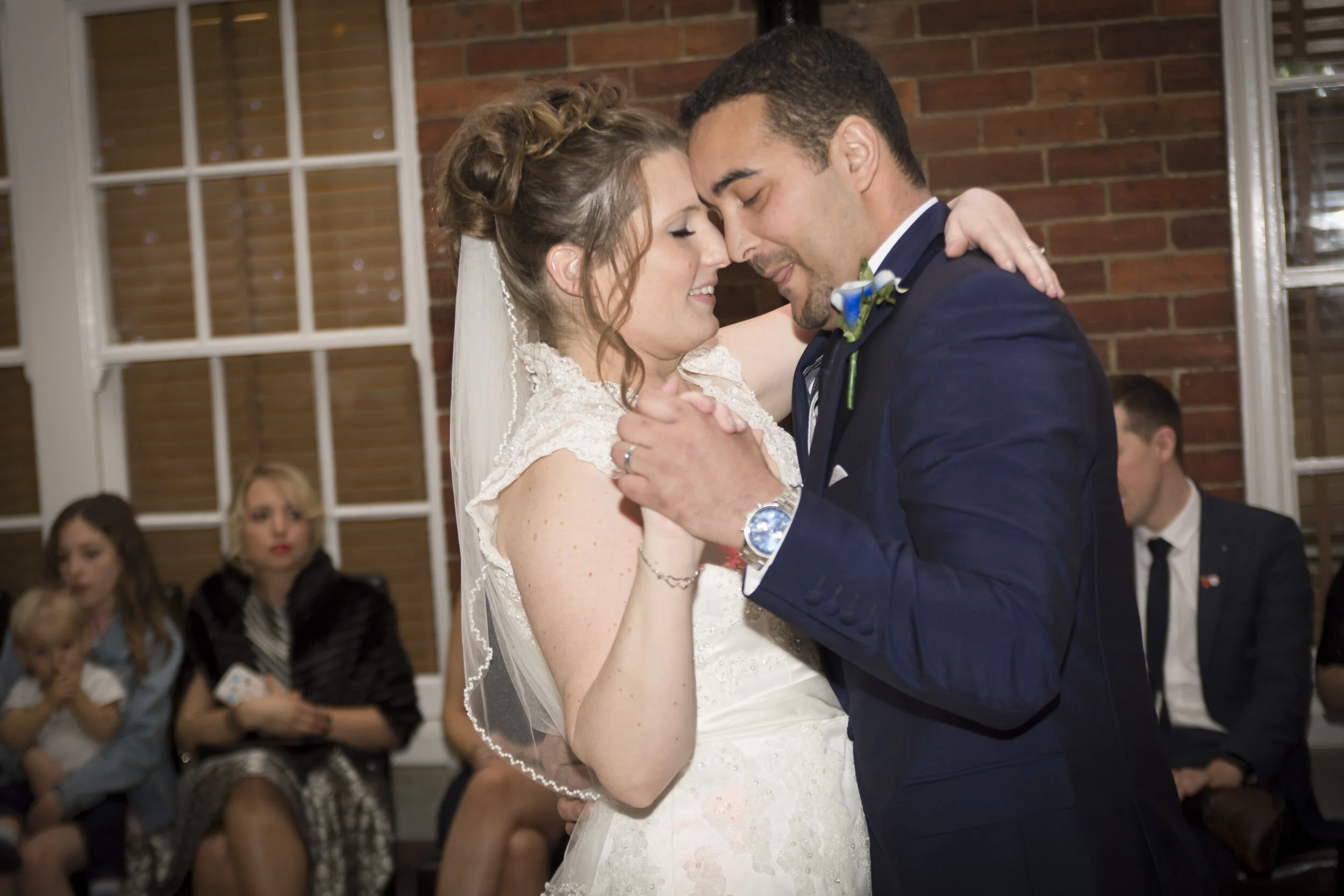 bride groom first dance