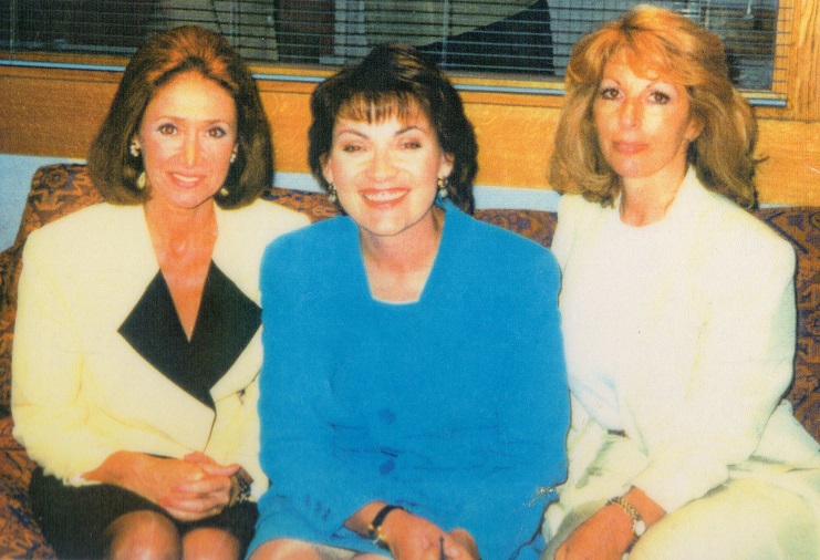 Alexandra with Lorraine Kelly and Jan Leeming on ITV This Morning
