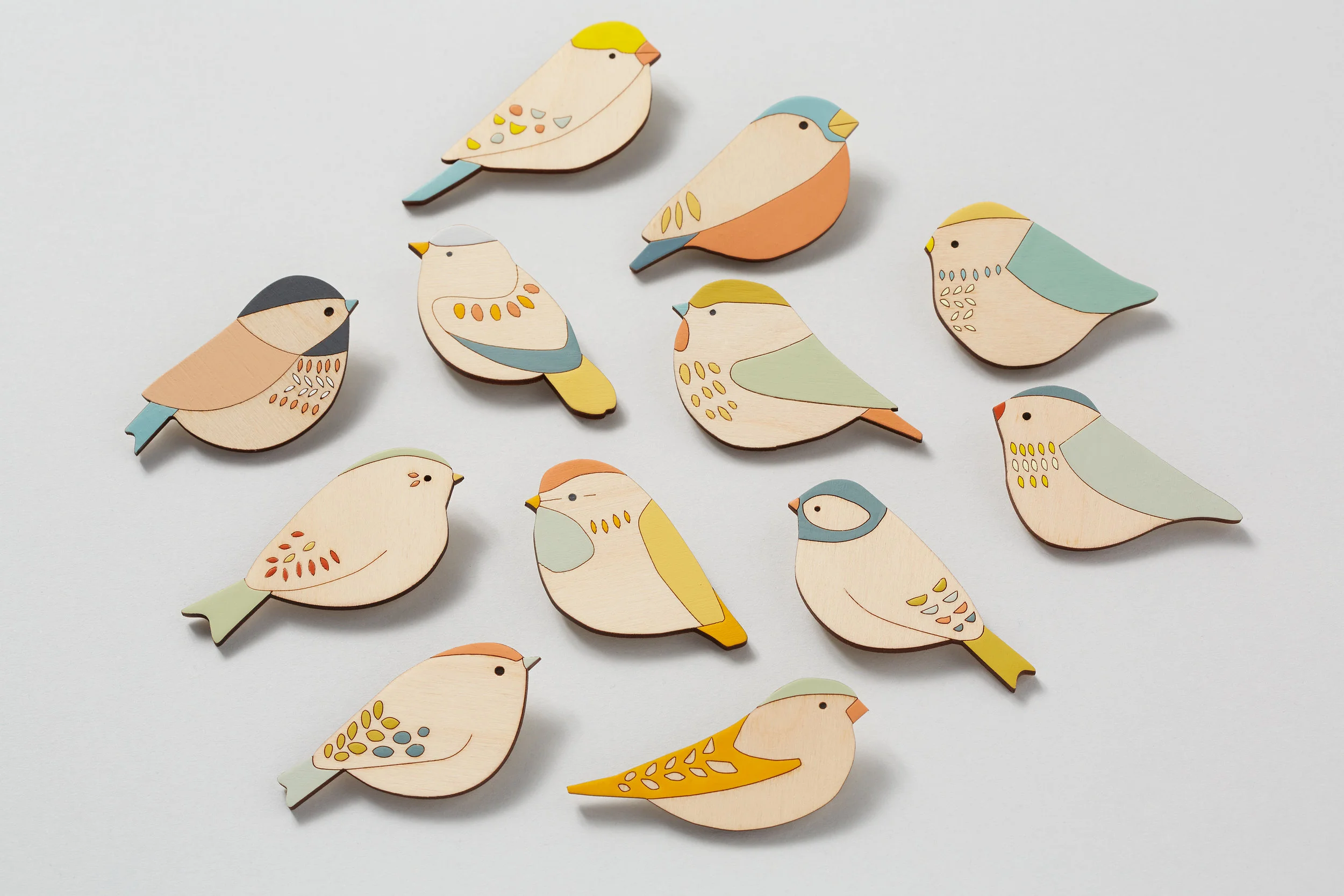Garden Warbler Bird Brooch