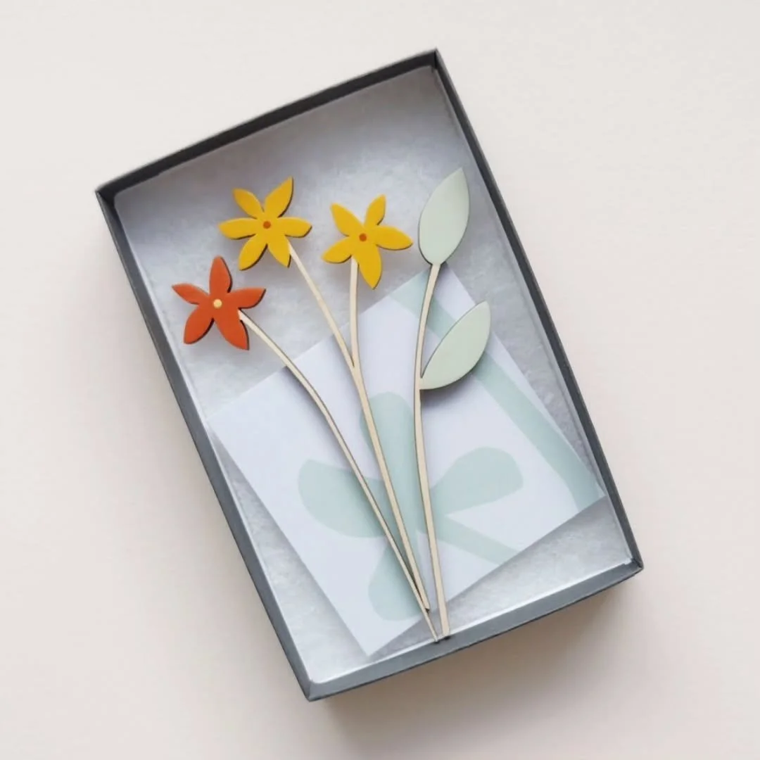 For lovers of flowers, gardens and the great outdoors! These sets of mini wooden flowers are the perfect gift - they'll brighten up any space and will last forever! 

Hand painted and made from sustainable wood to be kind to nature 🌿