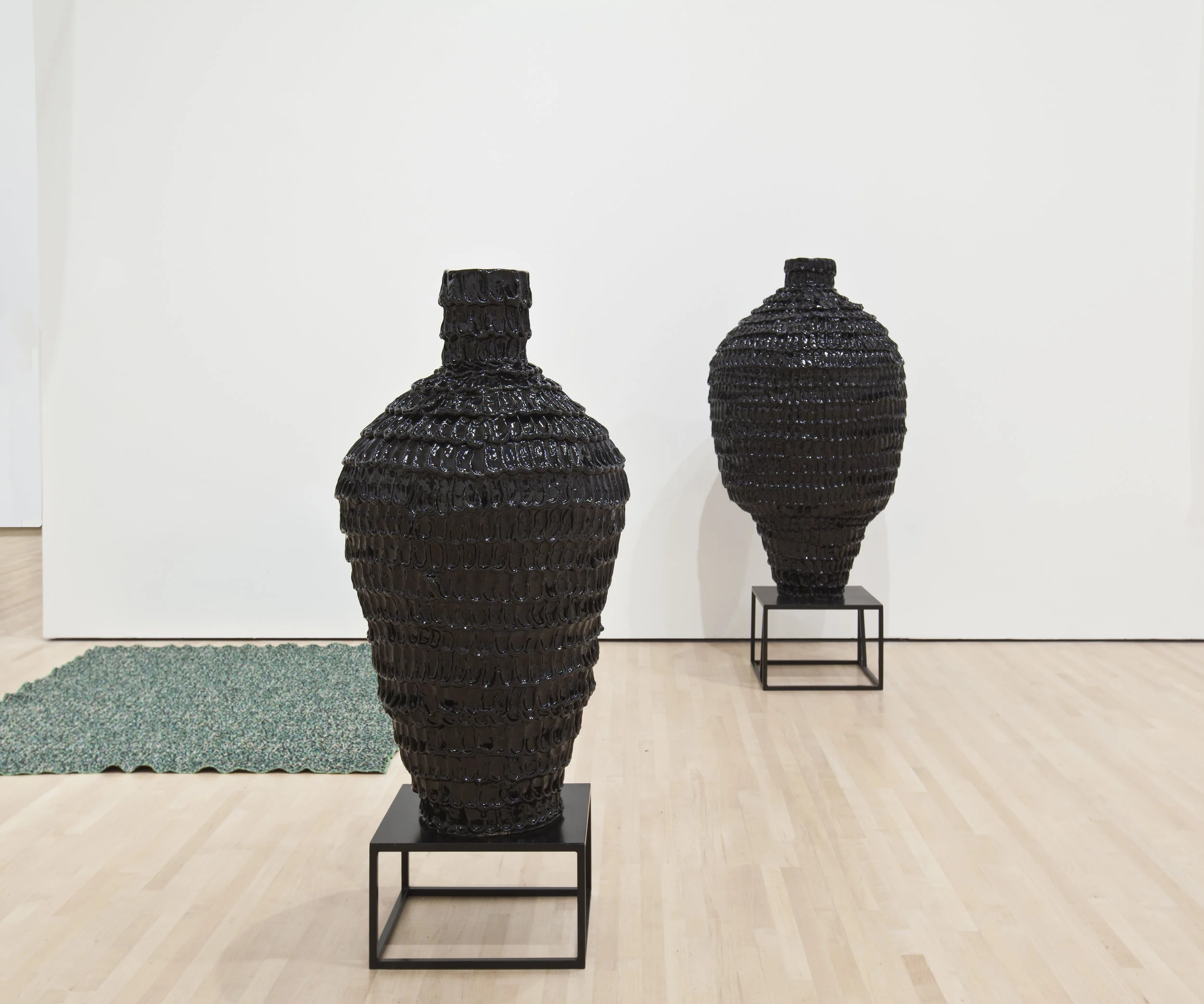 Cynodon Dactylon (Devil’s Grass) Jacquard weaving 50” x 60” Stand: Soul Sitter Glazed Stoneware, Steel 53” x 20” x 20” Soul Sitter: Quell Glazed Stoneware, Steel 53” x 24” x 24”