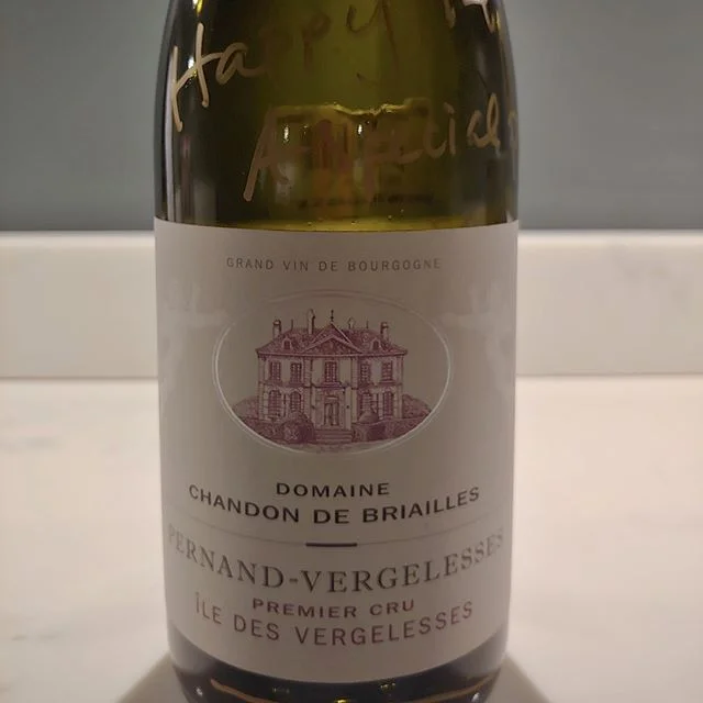 A little love for a lotta love.  Fond Burgundy memories of magical @chandon.de.briailles at Le Charlemagne. Pre les enfants great #winememories always last. Keep making them. @dwb_art #2015 #2005 #anniversarywine #pernandvergelesses #premiercru #Burg