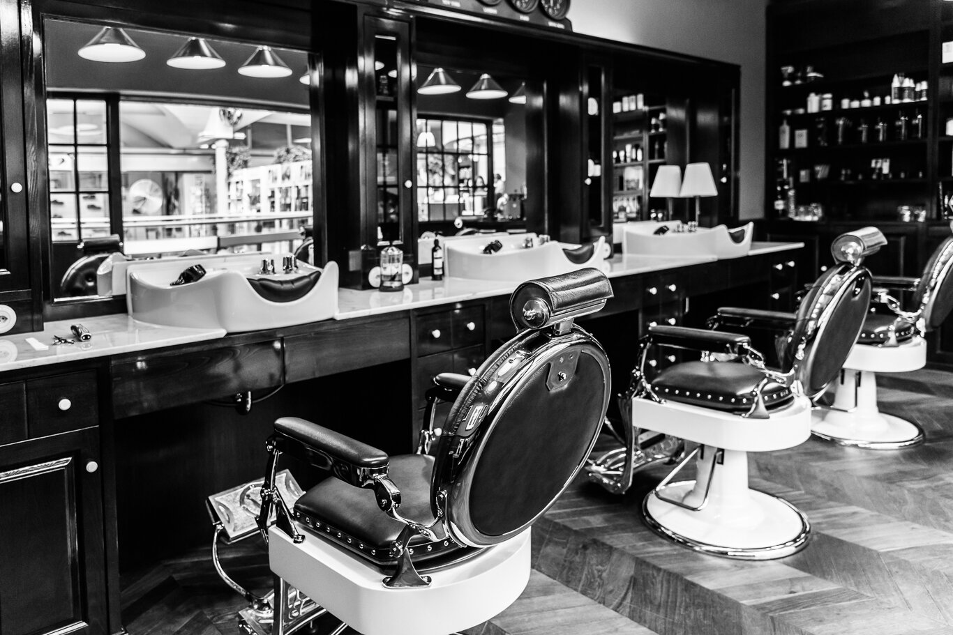 Barber Shop Einsiedel Räumlichkeiten BK Studio.jpg