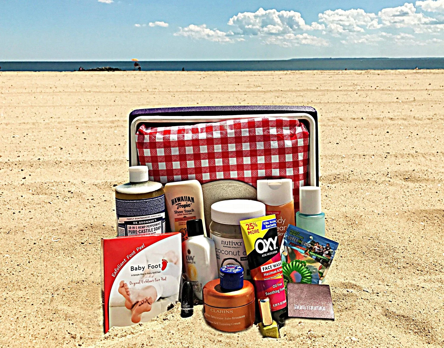 15 BEAUTY ESSENTIALS FOR A BEACH-TASTIC BODY