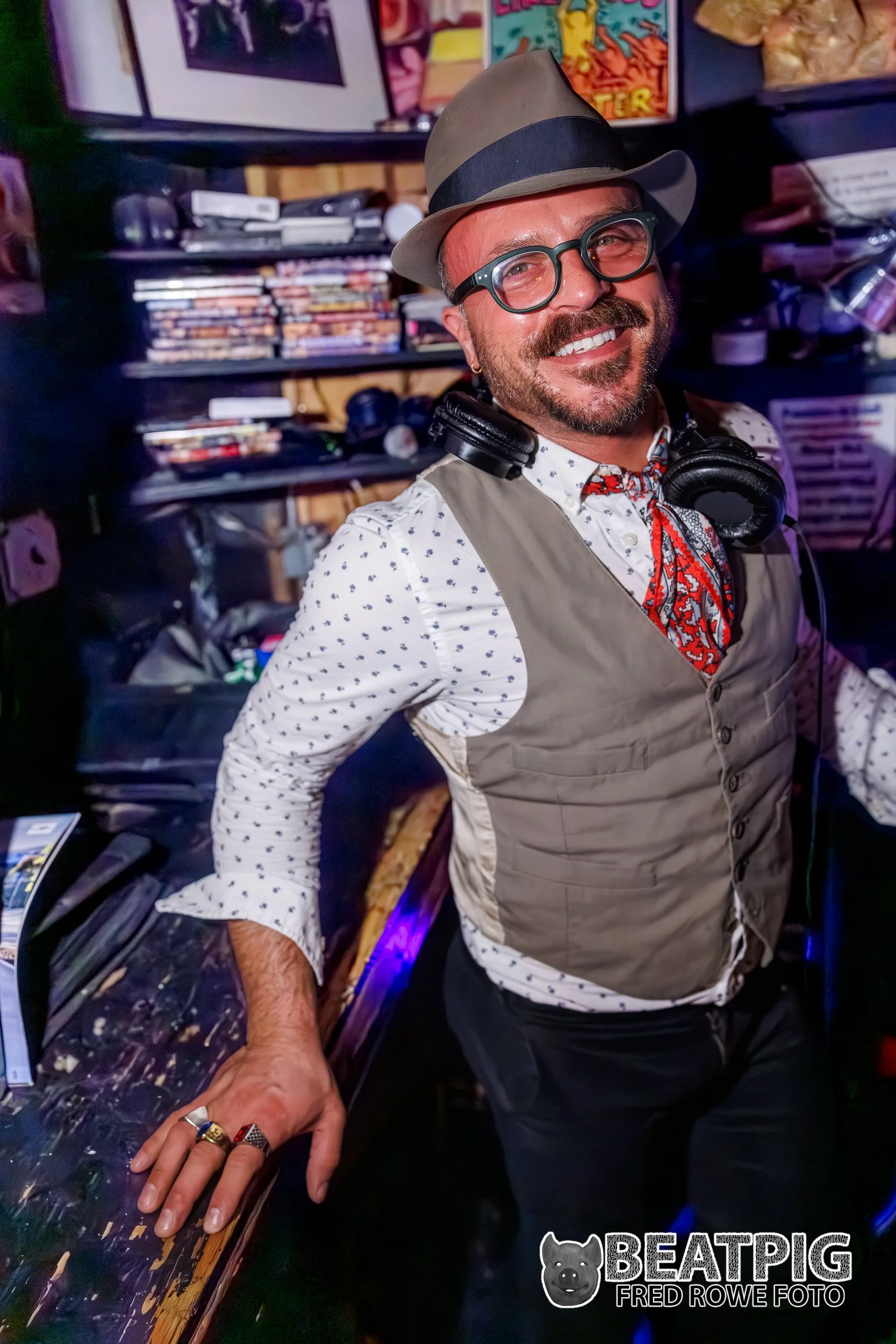 Beatpig1125-1.jpg