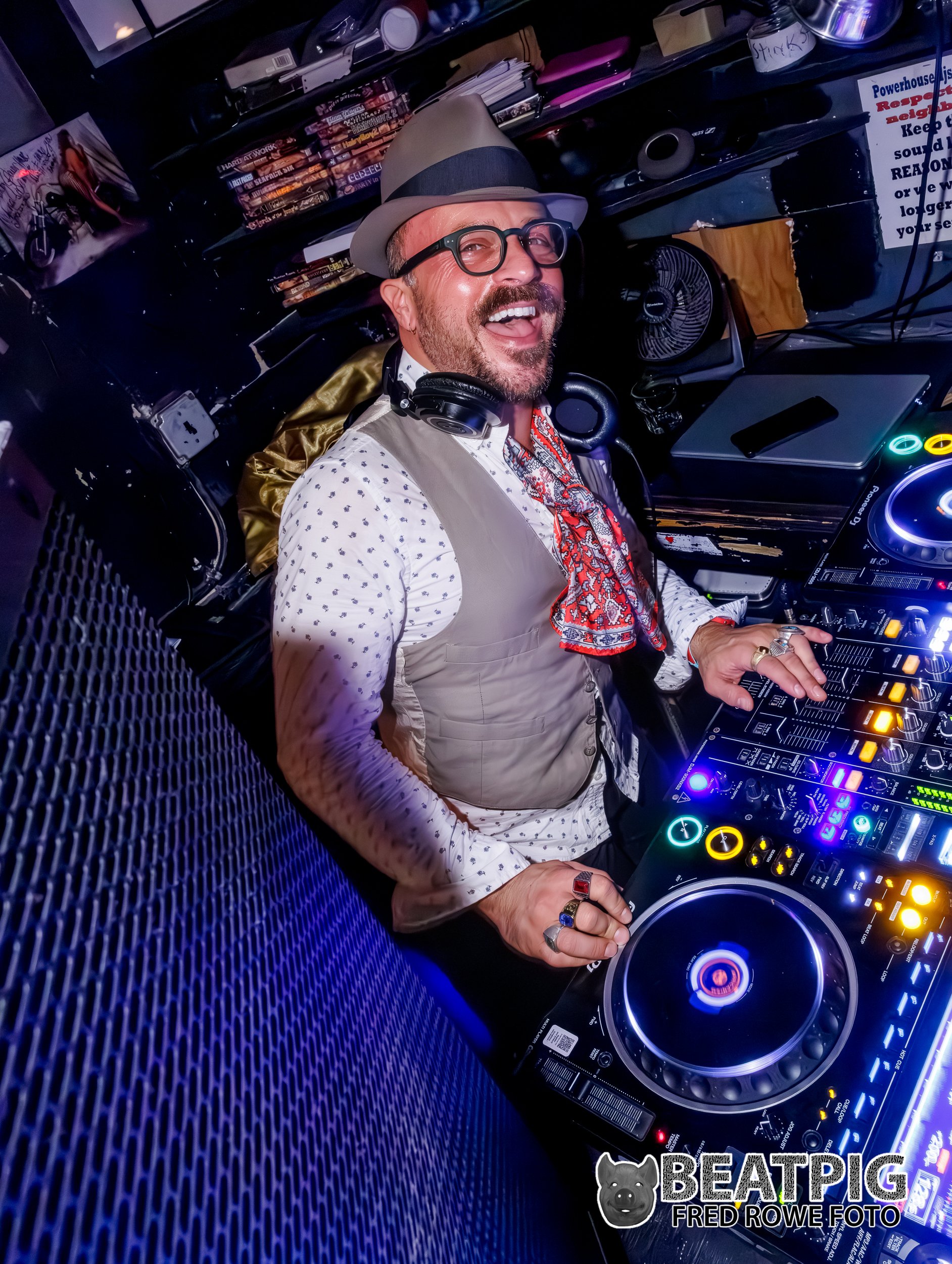 Beatpig1125-121.jpg