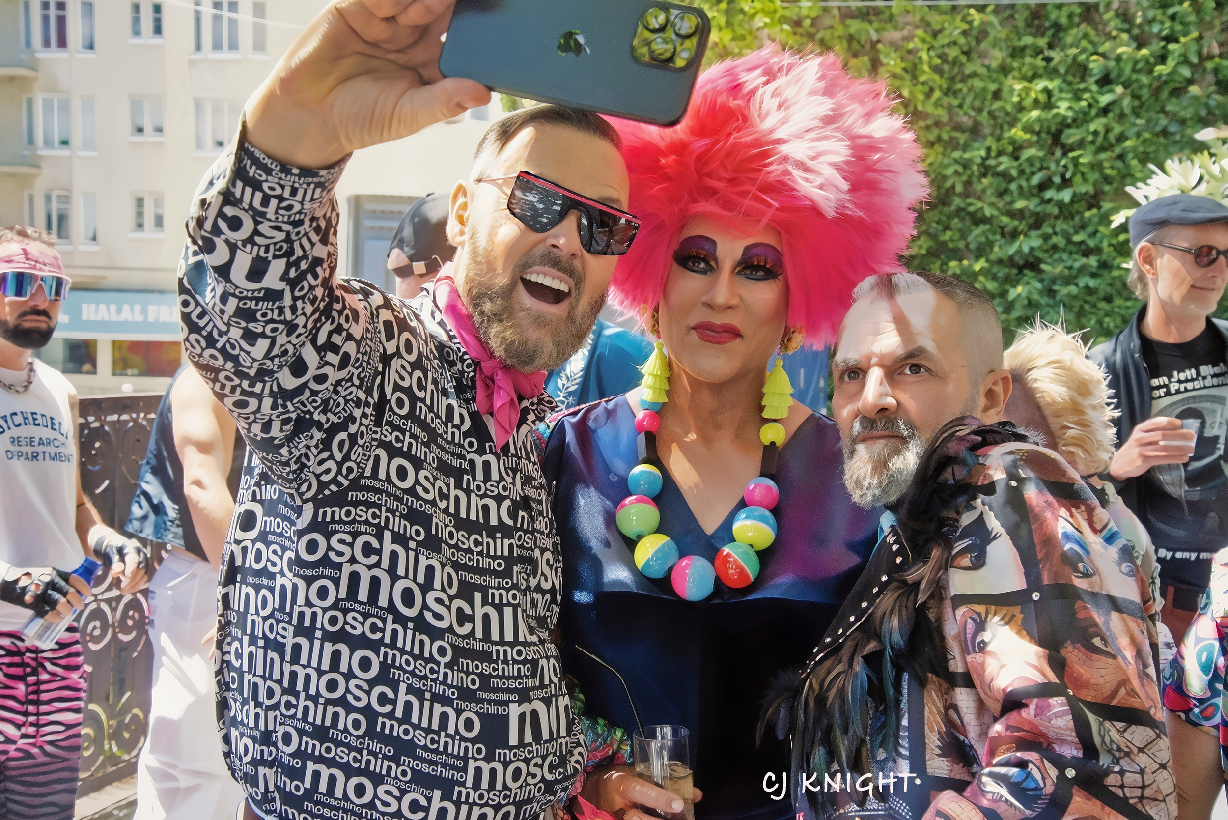 HOUSE OF MORE! SELFIE - JM! PRIDE 2026, SOCIAL ART.png