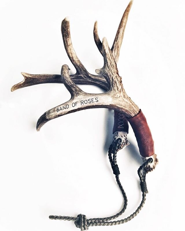 LAST CHANCE!!! HURRY!!!
- 🚨GIVEAWAY🚨 Win a beautiful set of custom rattling horns from @southtexasbangers !  No synthetic product can compete with a set of real antlers when trying to rattle in the big boys.  The hand craftsmanship of a set of Sout