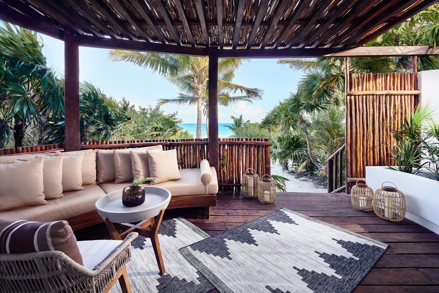 Work for @casachable 
Photography @edgardocontreras 
#EdgardoContrerasPhotography 
.
.
.
.
.
#hotelphotography #hotelsandresorts #hotelphotographer #luxury #luxuryhotel #beach #sea #sand #luxurylifestyle #siankaan #archidaily #architecture #architect