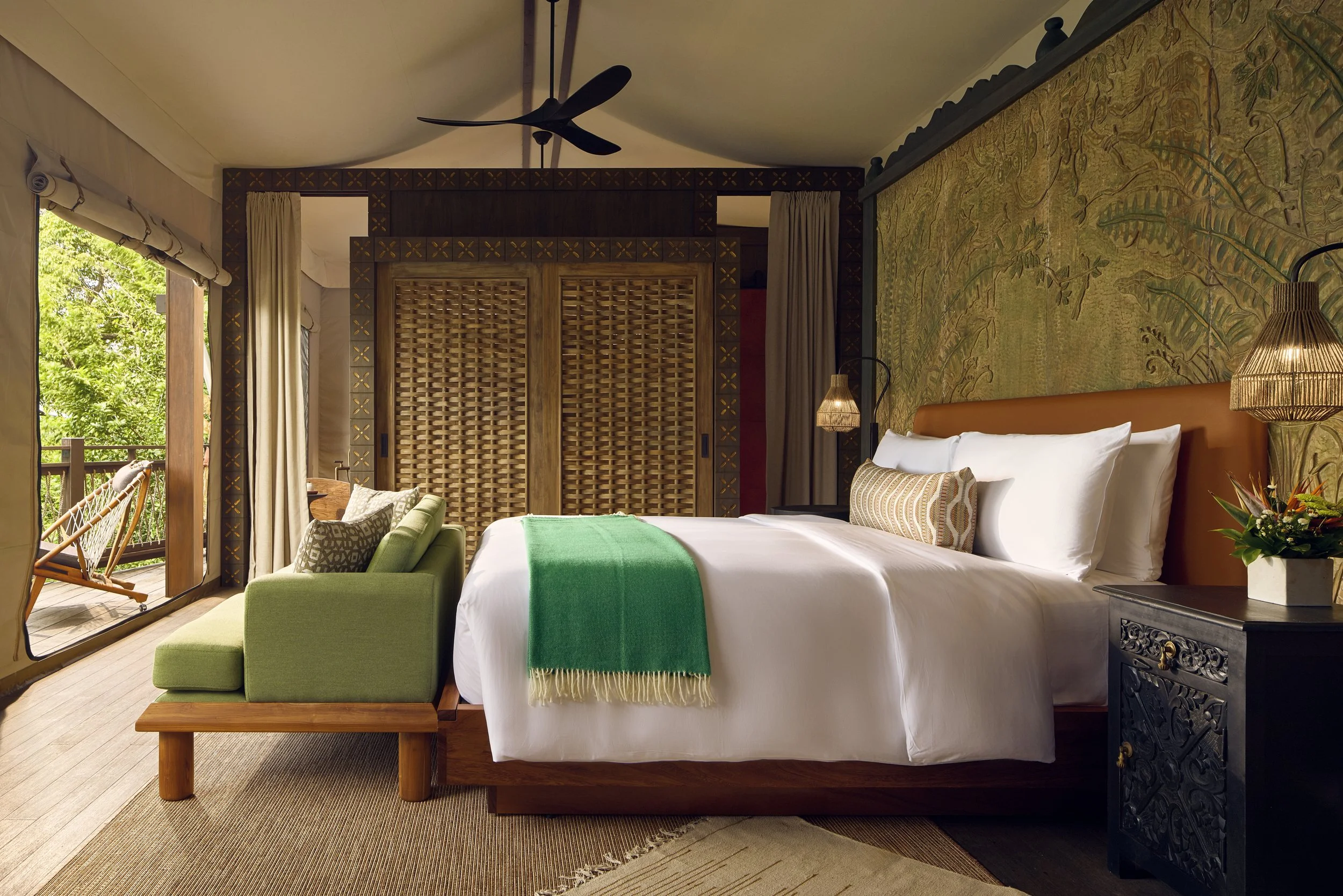 20251103 145650 Nekajui Tree Top Colibri 8191.jpg