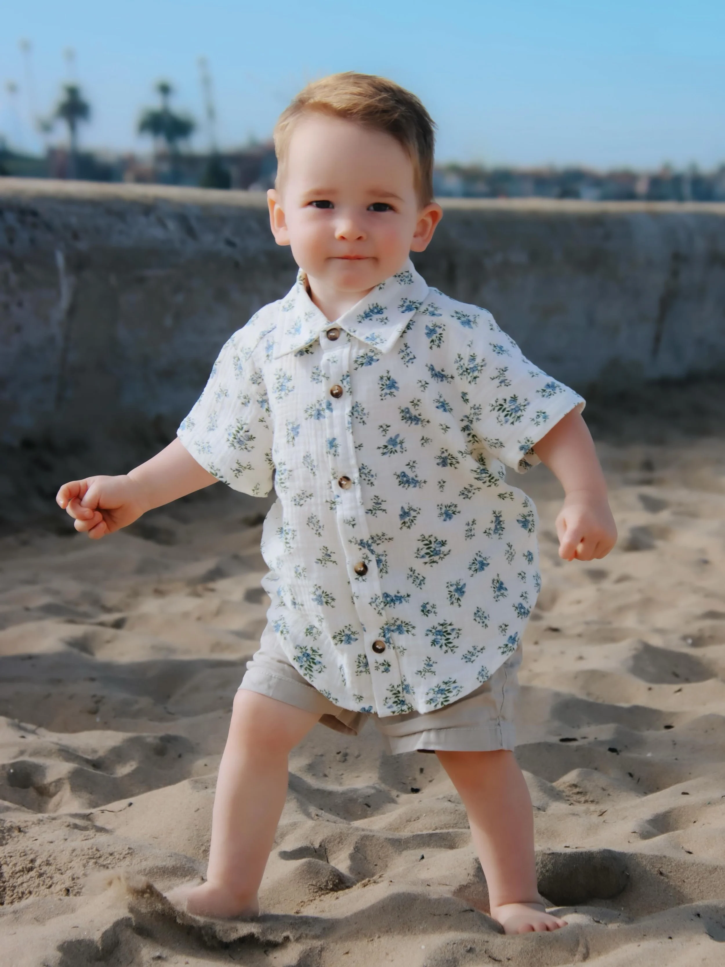 Is it officially beach season yet? Who else is ready for summer to start?! 🏖️
.
.
.
#beachphotos #orangecountyphotographer #orangecounty #newportbeach