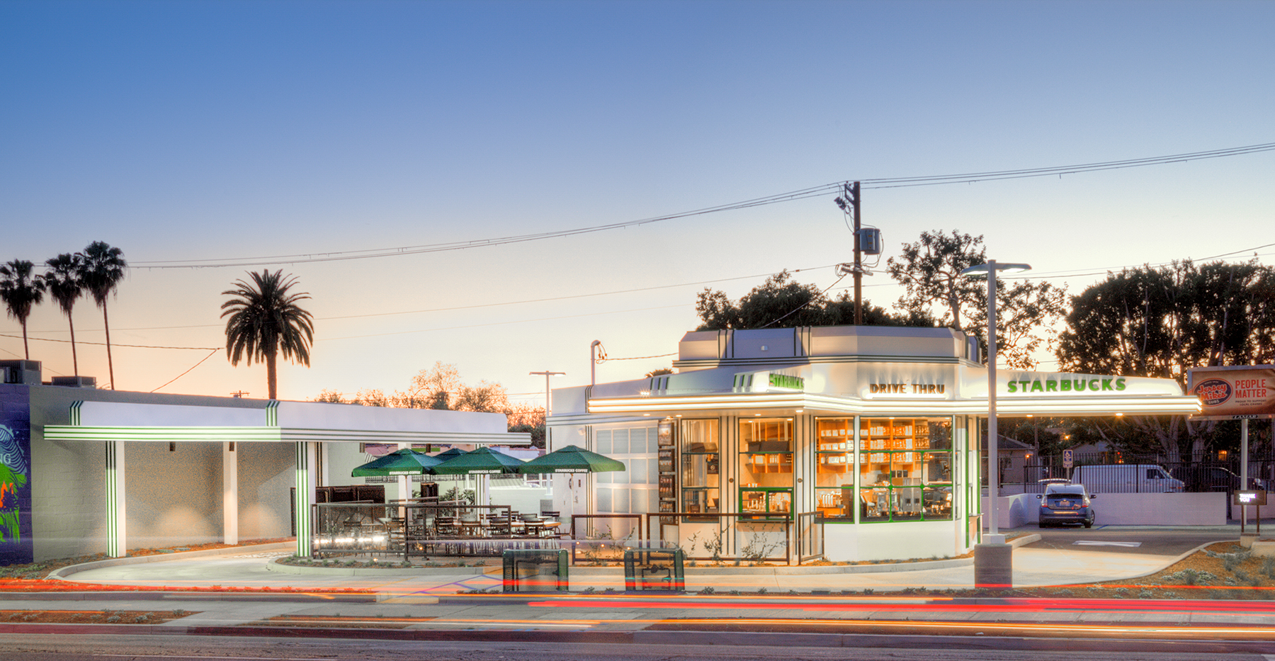 Starbucks On Highland 01.jpg