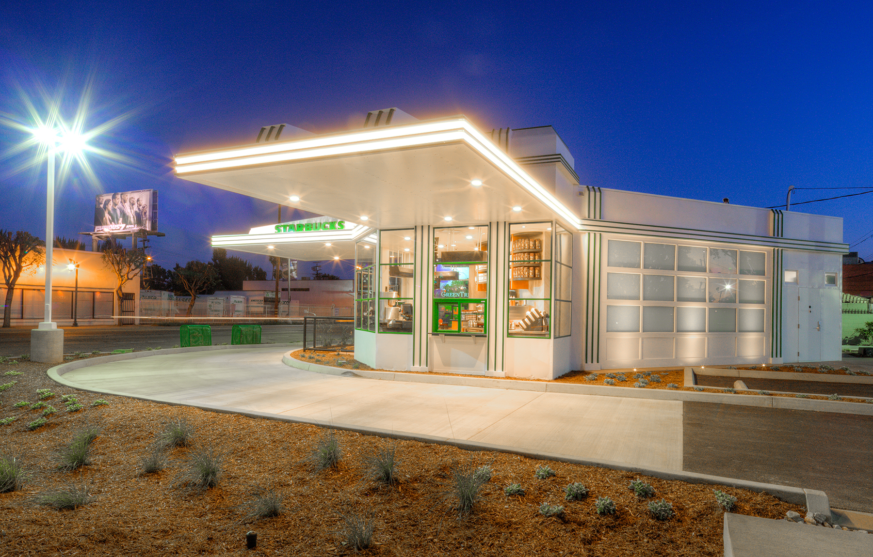 Starbucks On Highland 05.jpg