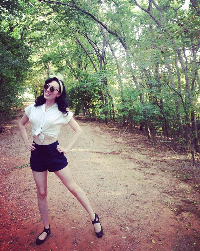 Nature fix! Been busy as a bee tcb doing behind the scenes show prep, so happy kick up my heels and hit the dirt for a bit!