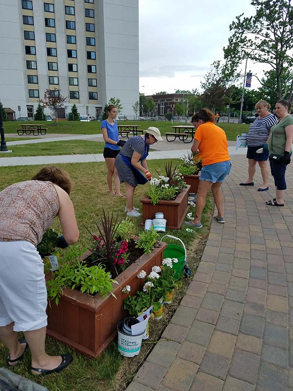 Planting-Event-3.jpg