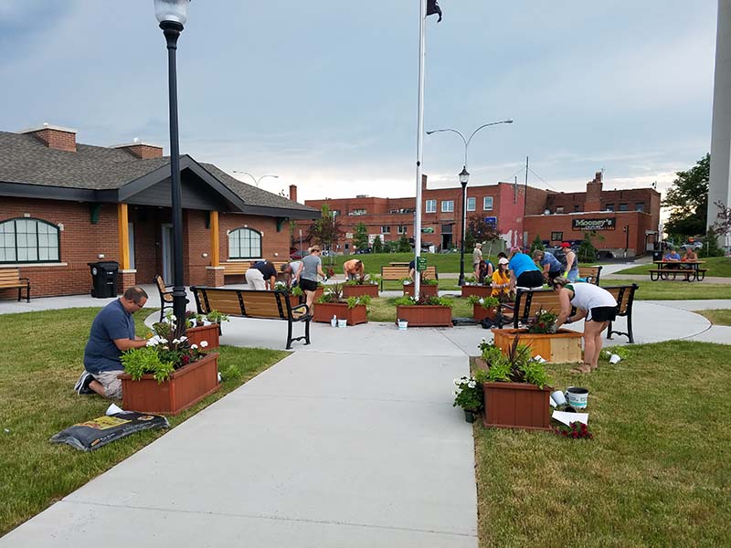 Planting-Event-4.jpg