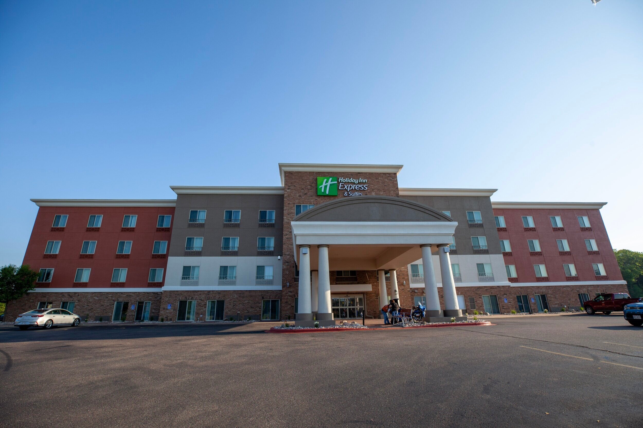 Holiday Inn Express and Suites, Weston, WI