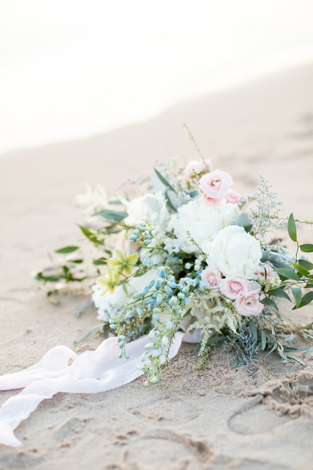 Styled Beach Elopement_Christina Leskovar Photography_The Loeks Retreat Center_Lake Michigan-101.jpg