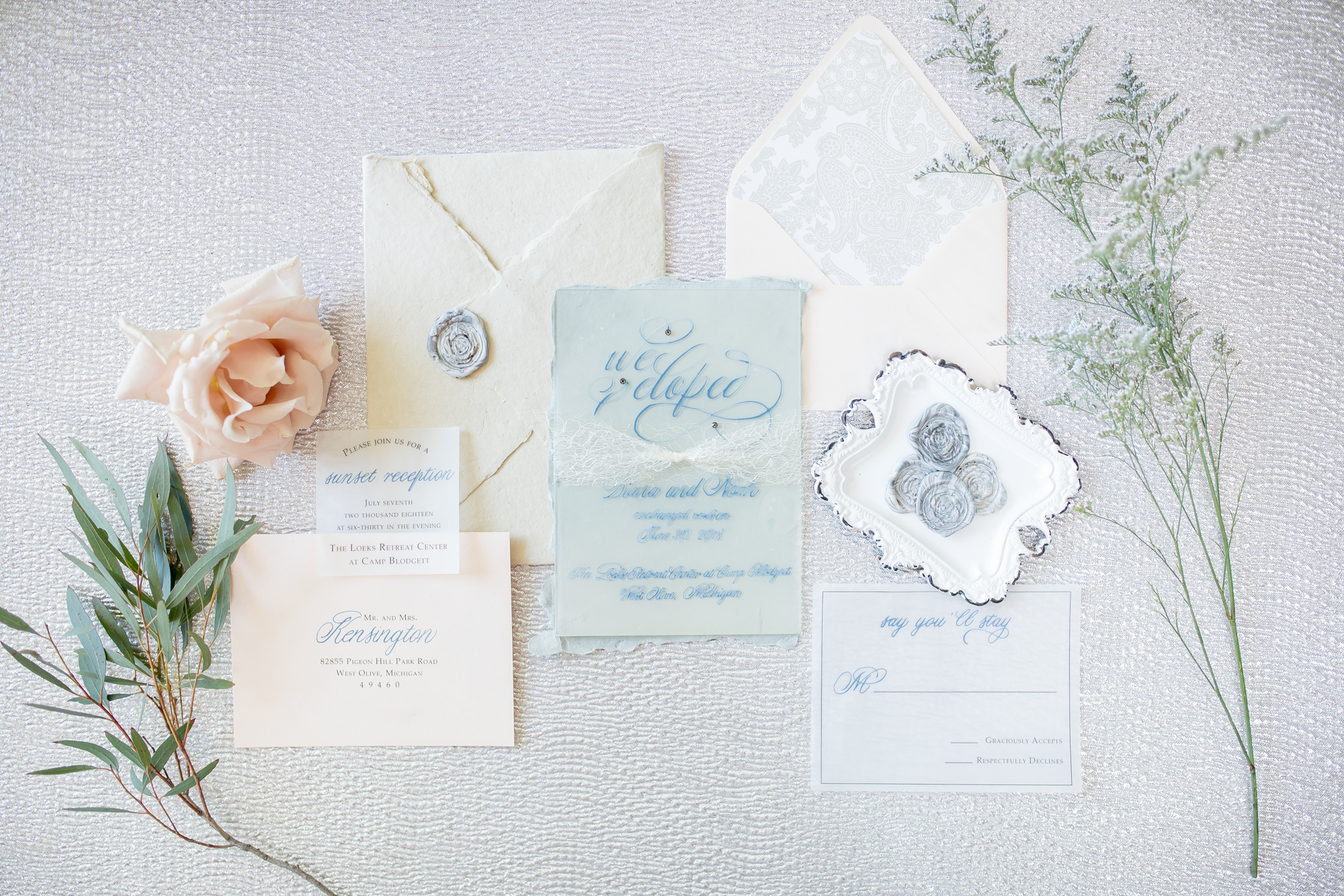 Styled Beach Elopement_Christina Leskovar Photography_The Loeks Retreat Center_Lake Michigan-112.jpg