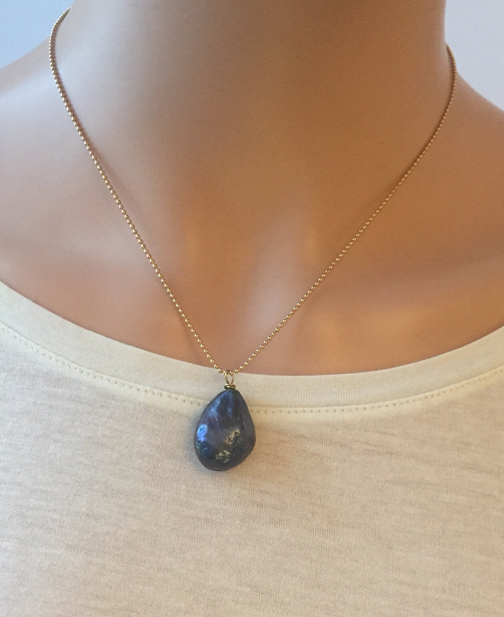 Collier Chaine  Perle Baroque Grise