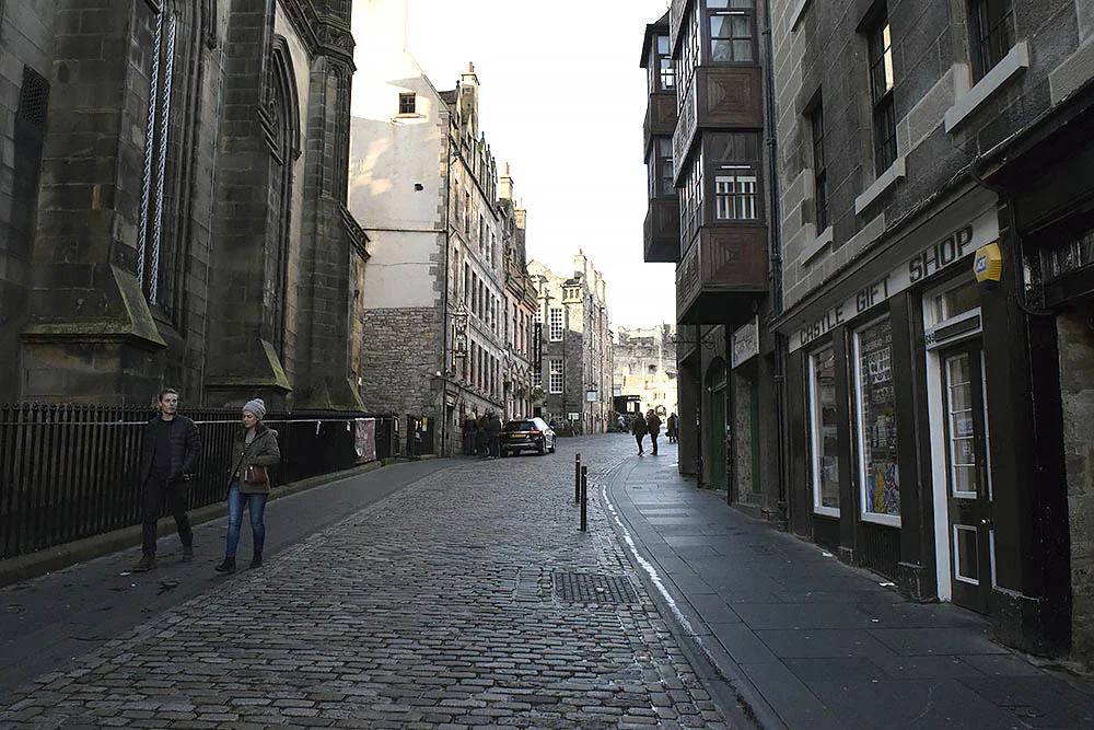 streetsofedinburgh.jpg