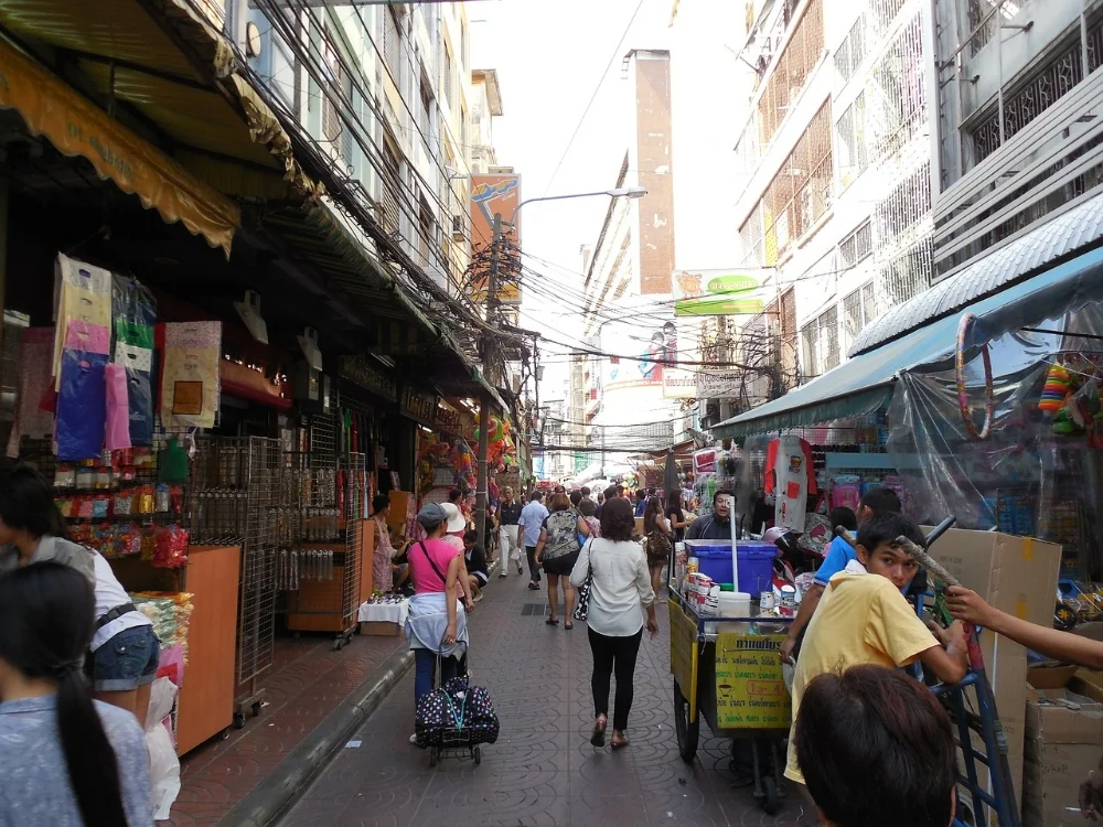 street-224085_1280.jpg