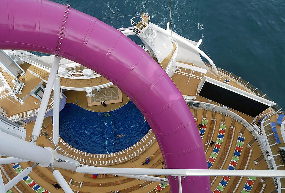symphonyoftheseas_above.jpg
