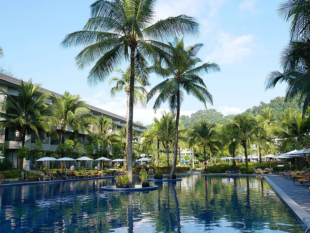 x10khaolak.jpg