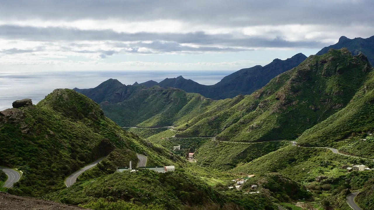 tenerife-2047229_1280.jpg