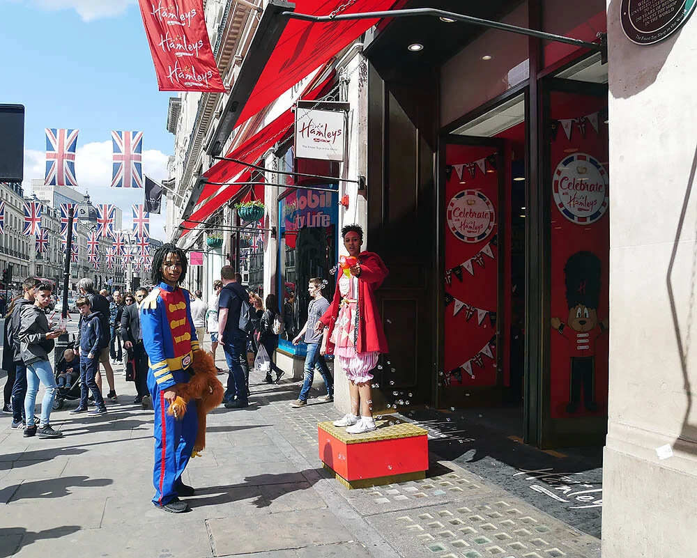 hamleys.jpg