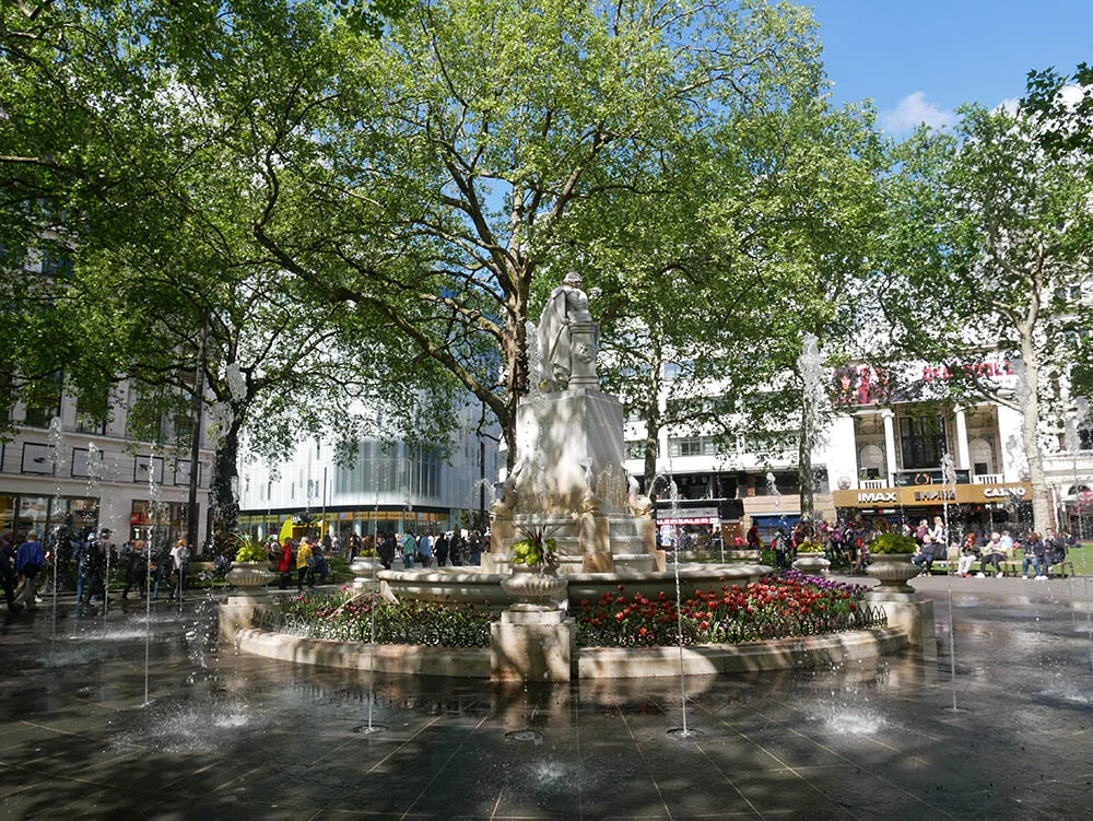 leicestersquare.jpg